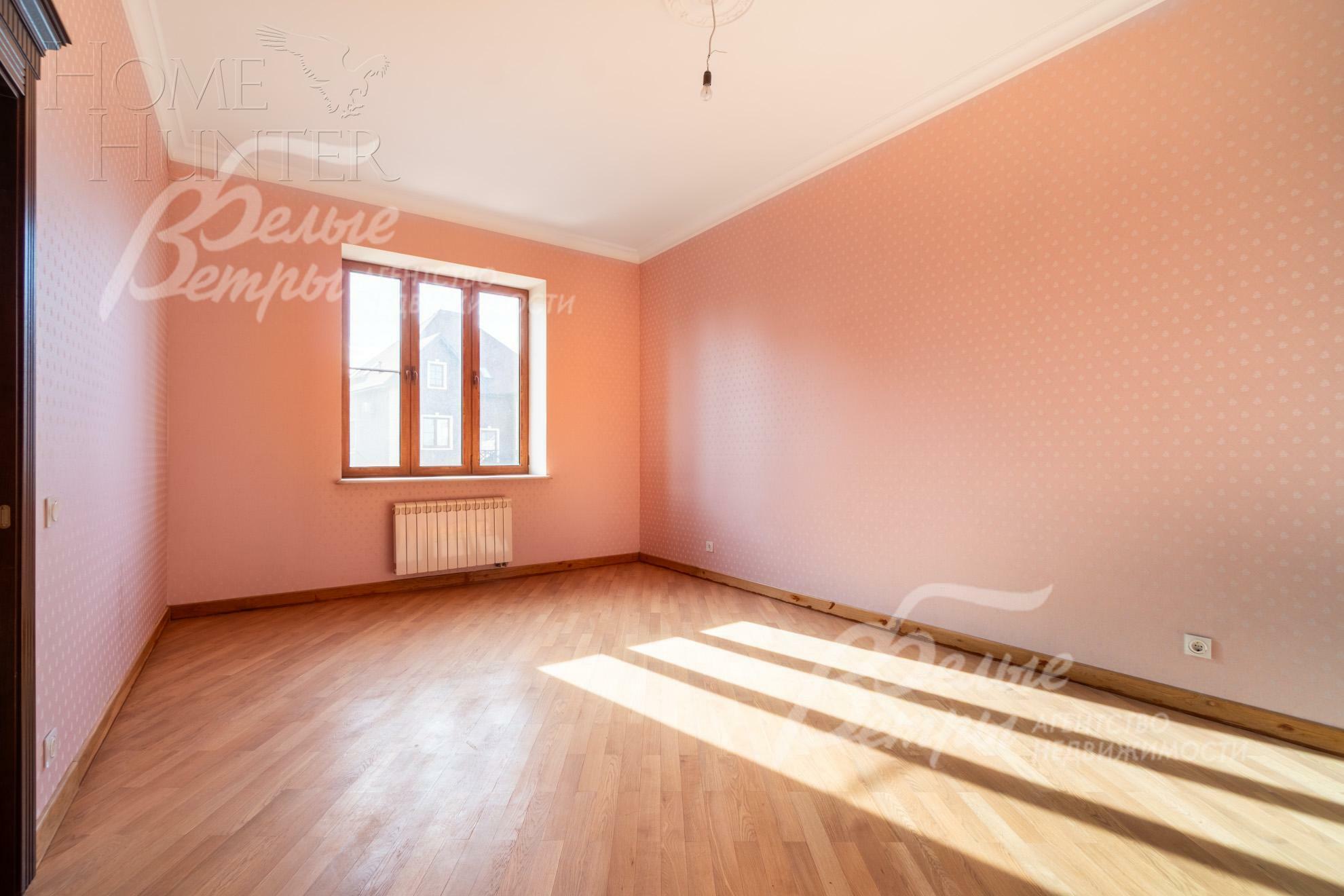 2-этажный коттедж 693.5 м² с отделкой