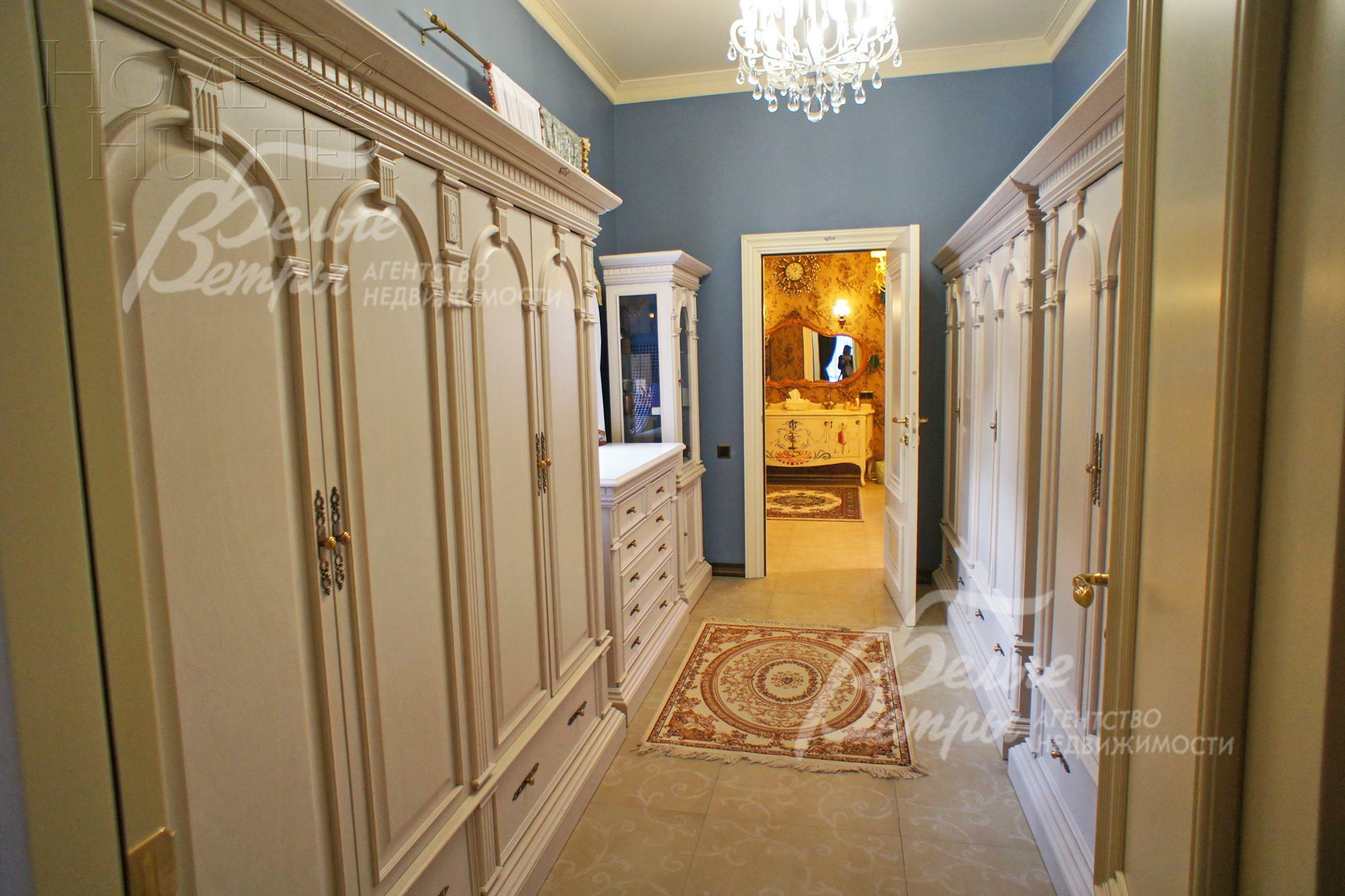 2-этажный коттедж 925 м² с отделкой