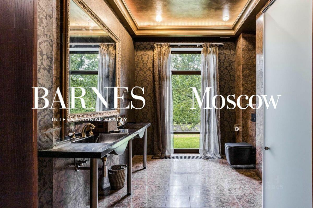 2-этажный коттедж 1 786 м² с отделкой