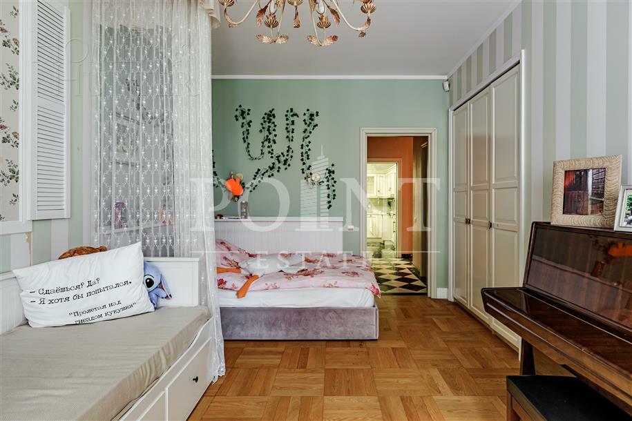 4-КОМН. КВАРТИРА С ОТДЕЛКОЙ 146.9 М² НА 2 ЭТАЖЕ