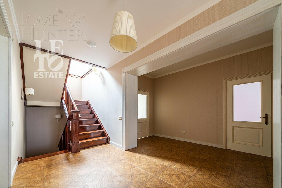 2-этажный коттедж 900 м² с отделкой