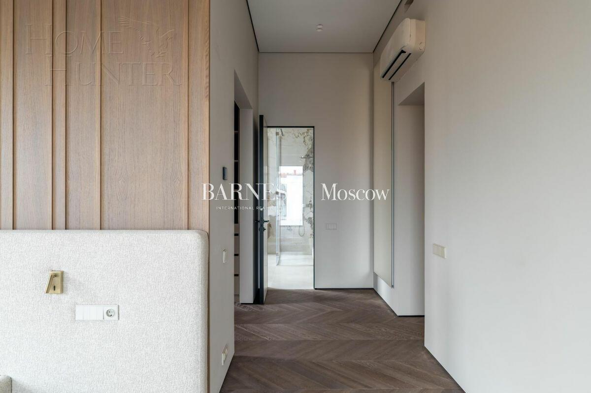 2-этажный коттедж 372 м² с отделкой