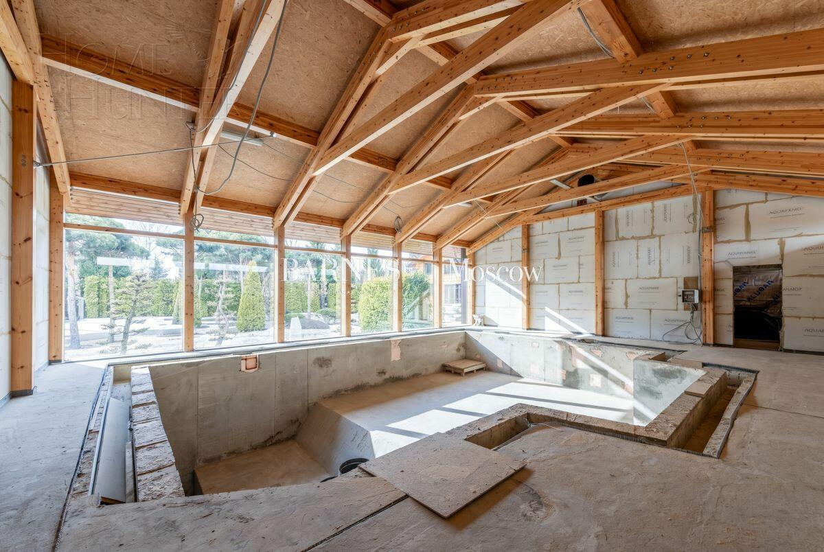 2-этажный коттедж 830 м² без отделки