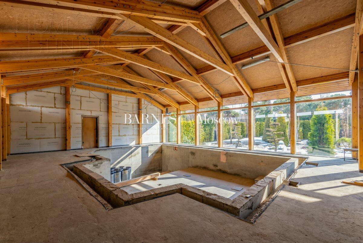 2-этажный коттедж 830 м² без отделки