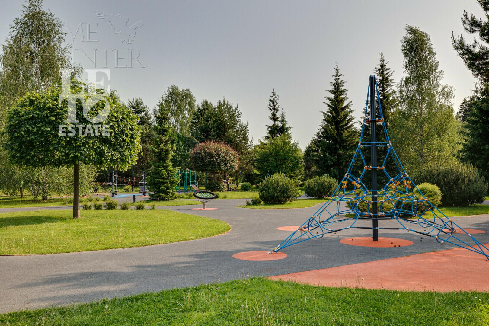 Участок 11 сот. в охраняемом поселке