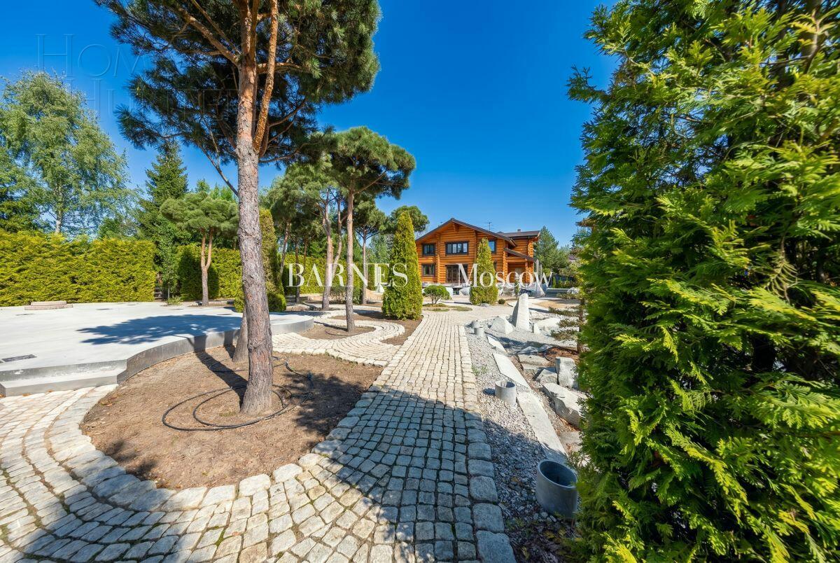 2-этажный коттедж 830 м² без отделки