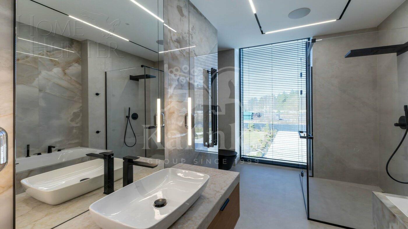 2-этажный коттедж 1 317 м² с отделкой