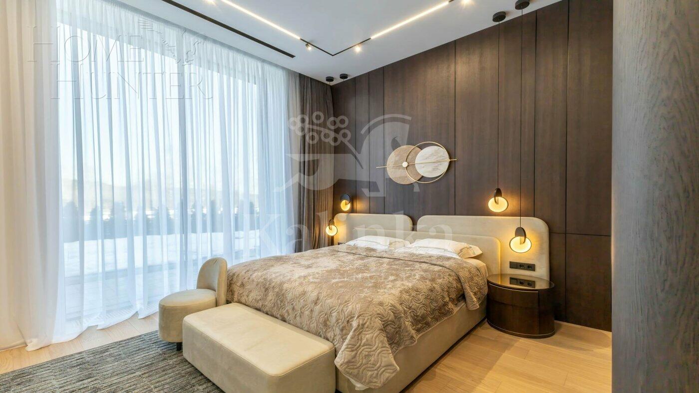 2-этажный коттедж 1 317 м² с отделкой