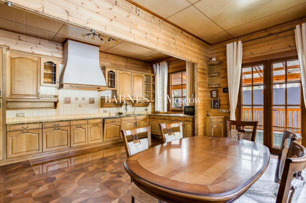 2-этажный коттедж 637 м² с отделкой