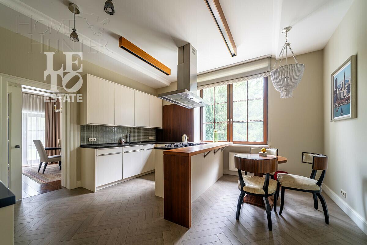 2-этажный коттедж 590 м² с отделкой