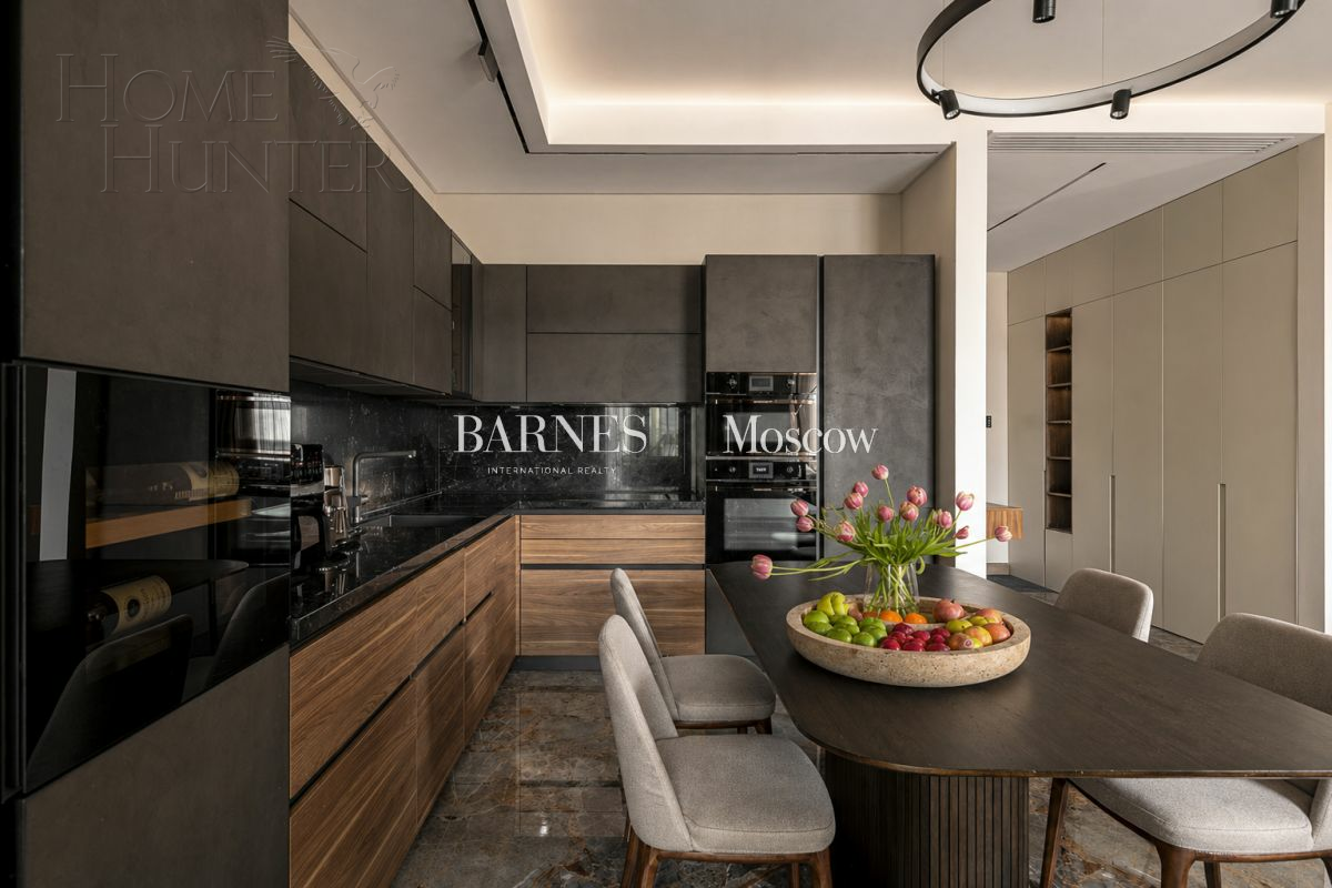 3-КОМН. КВАРТИРА С ОТДЕЛКОЙ 103.6 М² НА 2 ЭТАЖЕ