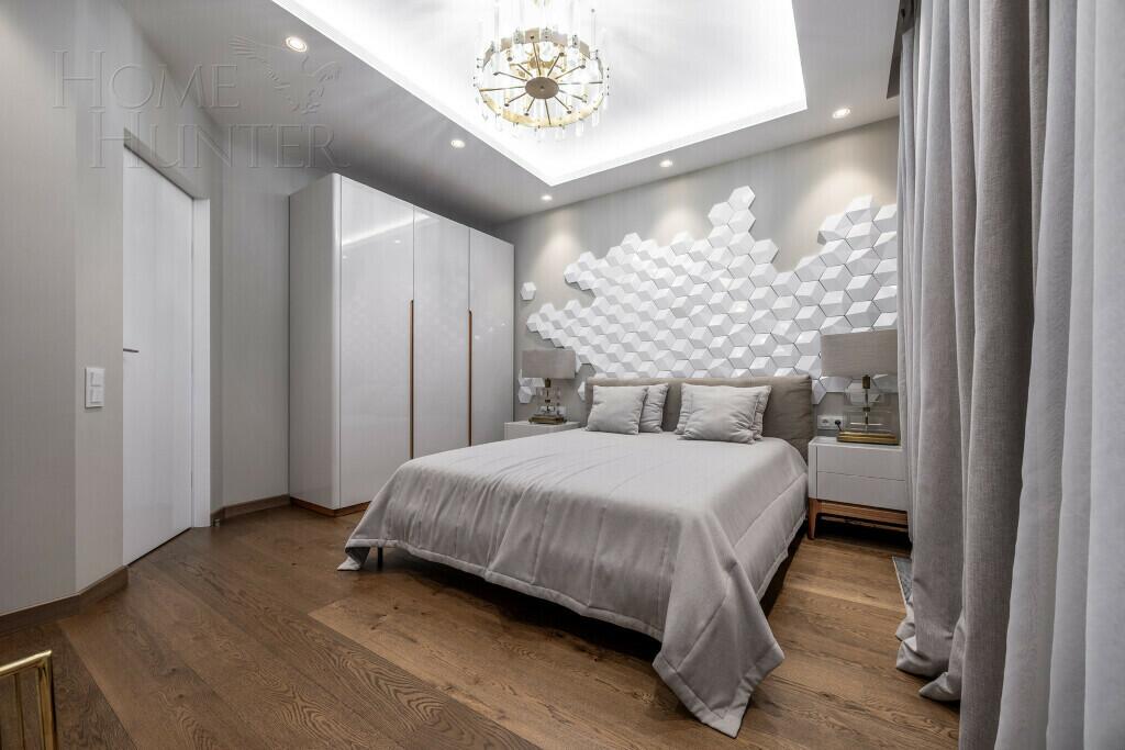 3-этажный таунхаус 290 м² с отделкой