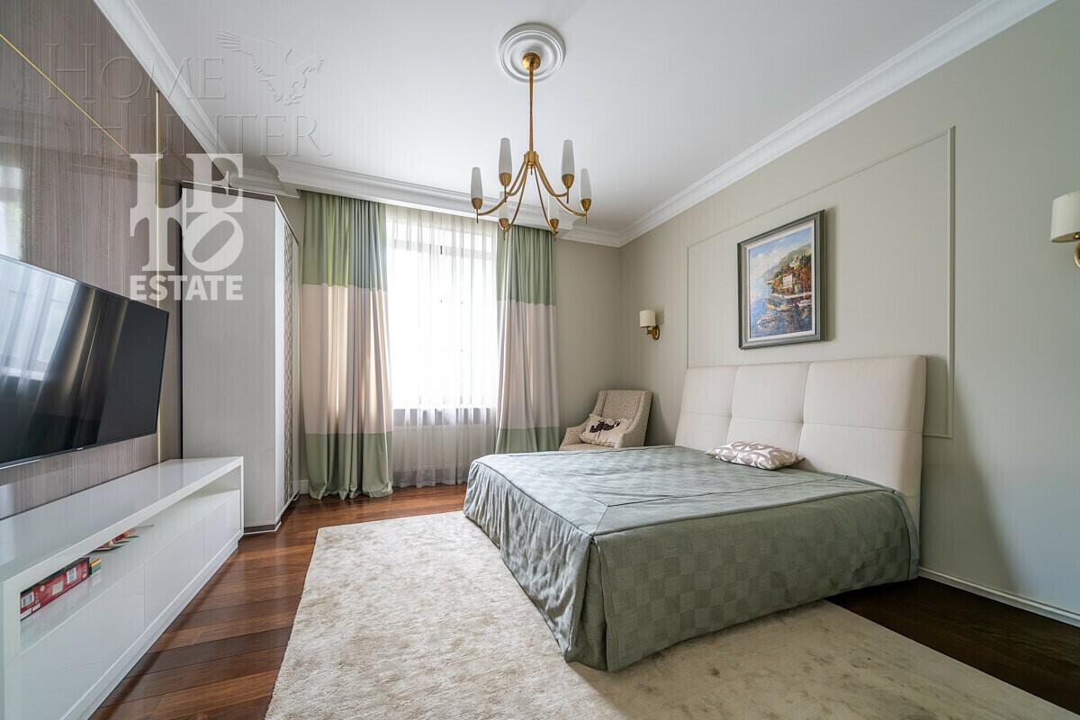 2-этажный коттедж 590 м² с отделкой