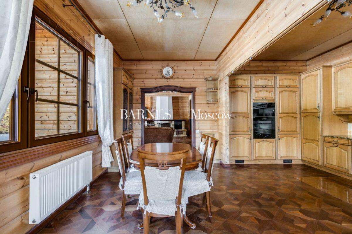 2-этажный коттедж 637 м² с отделкой