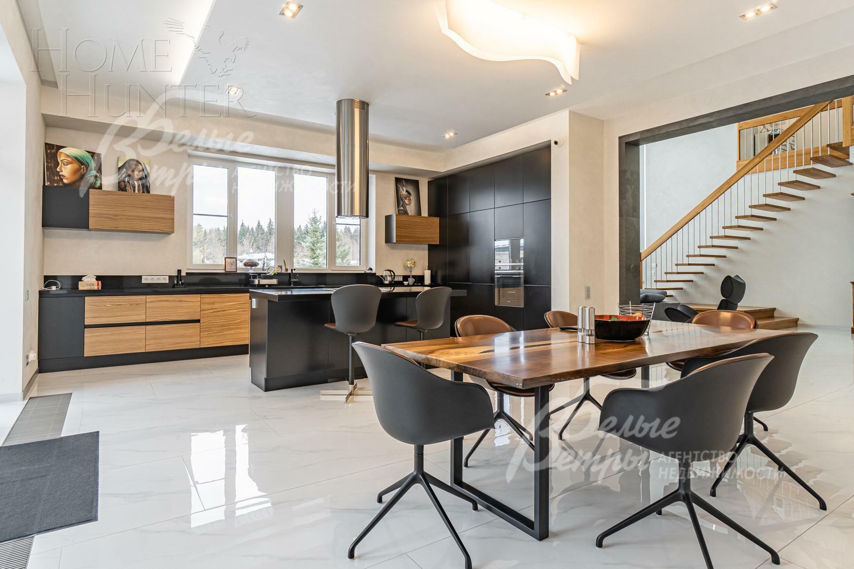 2-этажный коттедж 650 м² с отделкой