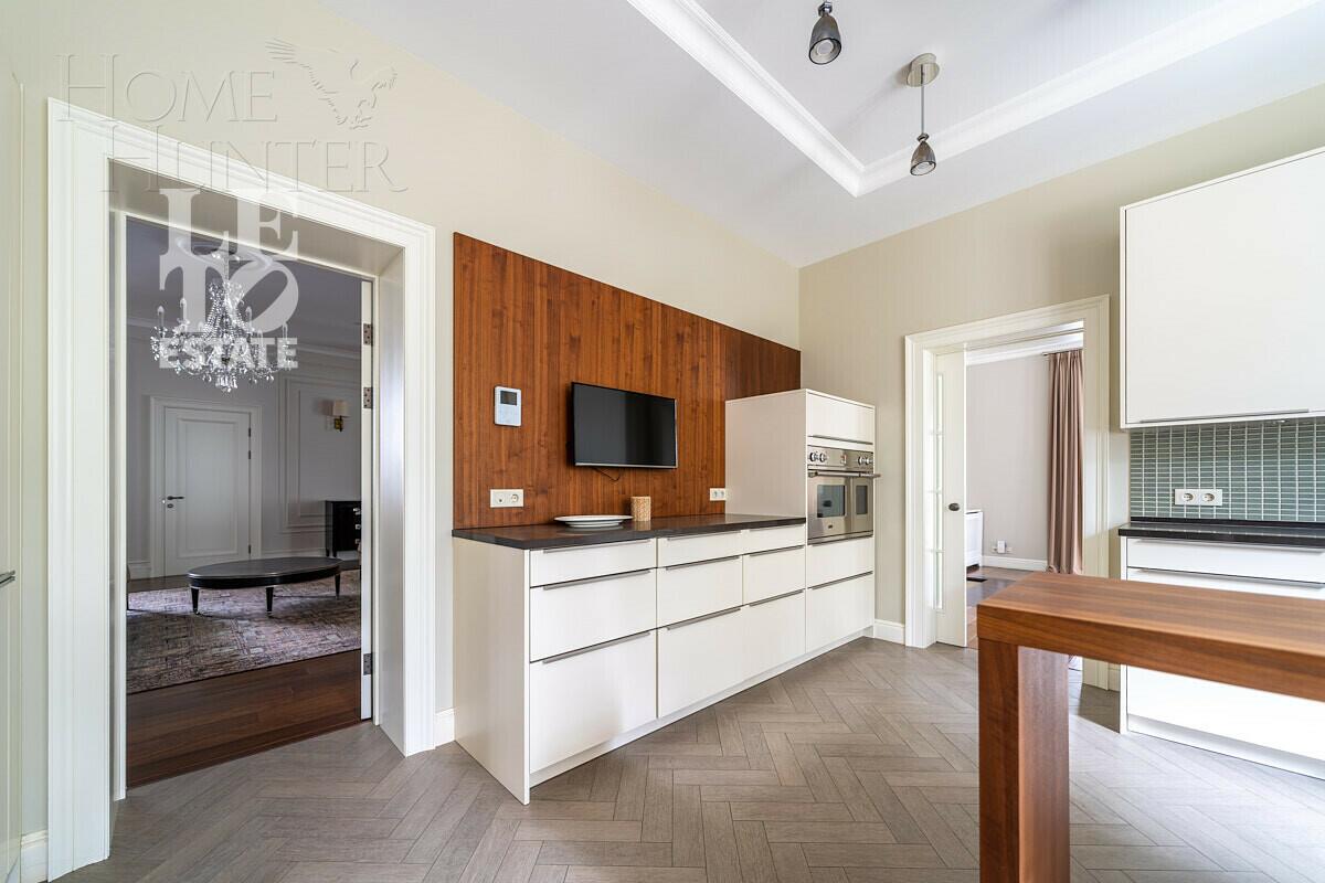 2-этажный коттедж 590 м² с отделкой