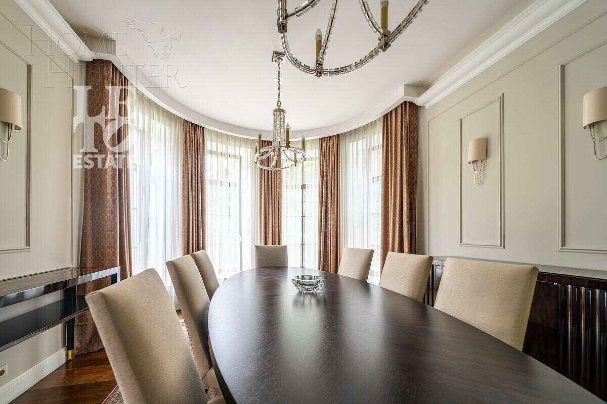 2-этажный коттедж 590 м² с отделкой
