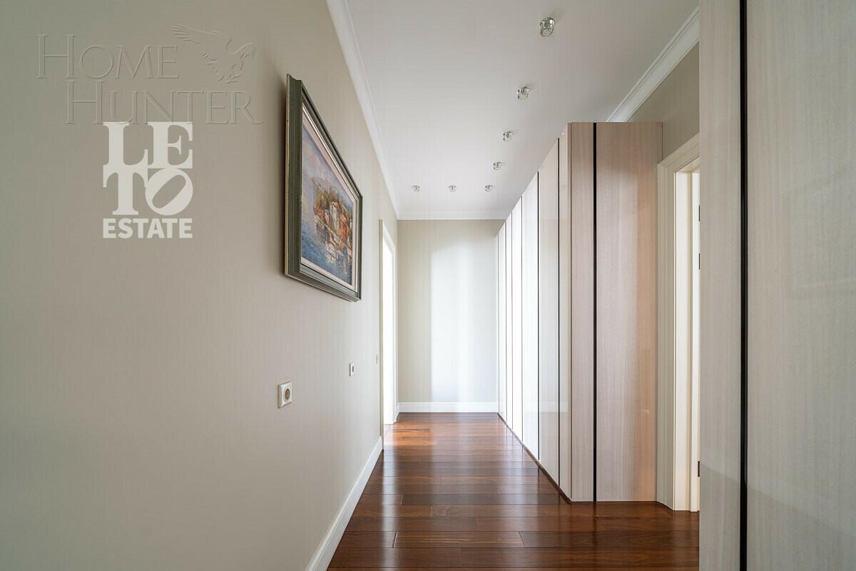 2-этажный коттедж 590 м² с отделкой