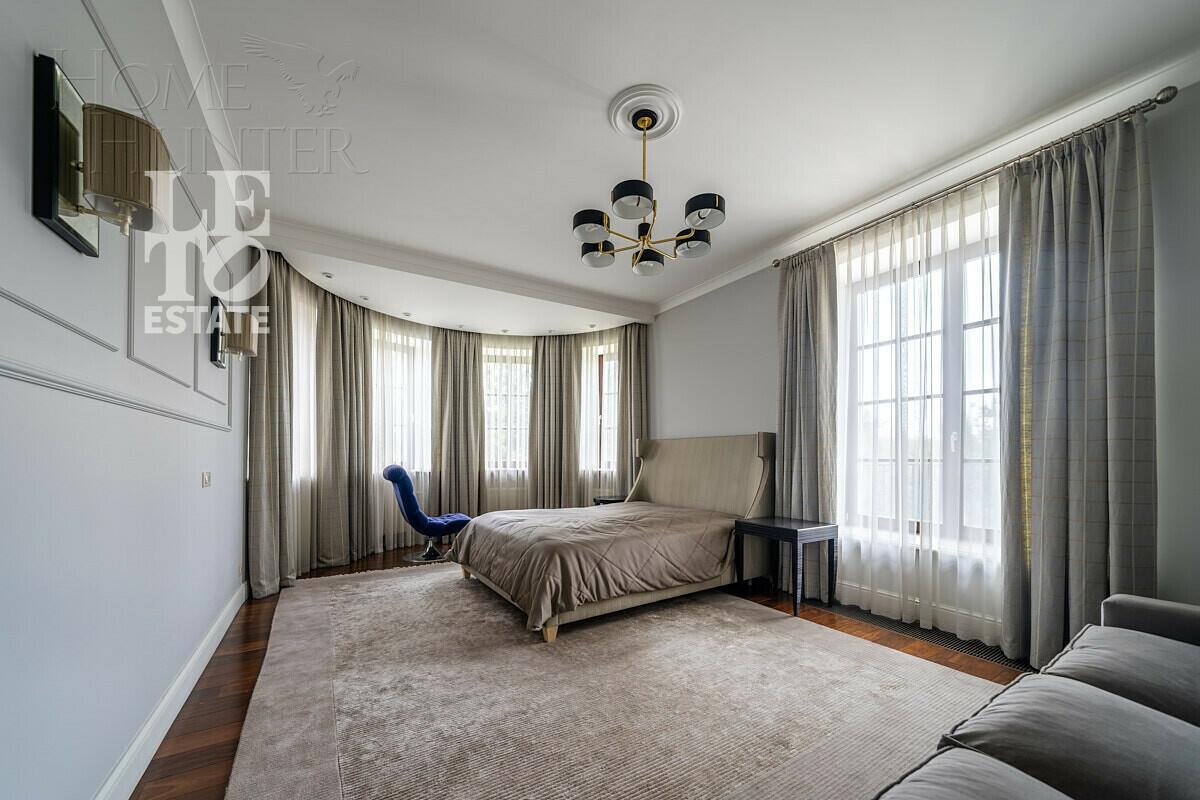 2-этажный коттедж 590 м² с отделкой