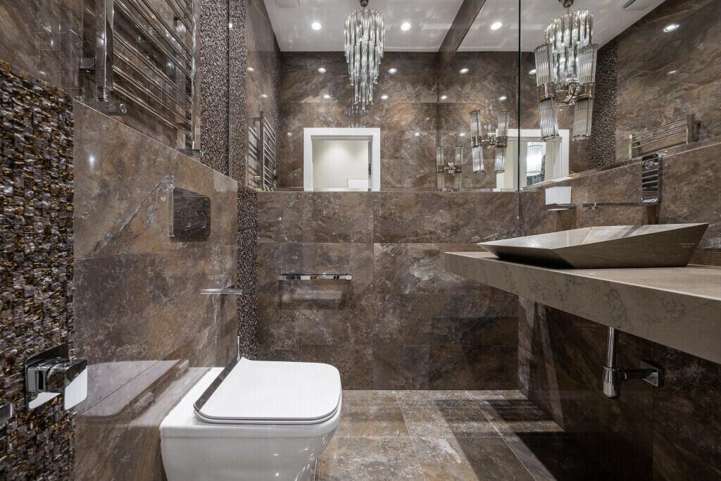 3-этажный таунхаус 290 м² с отделкой