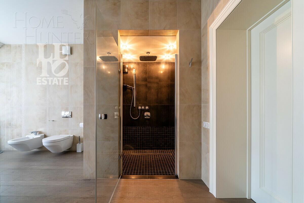 2-этажный коттедж 590 м² с отделкой