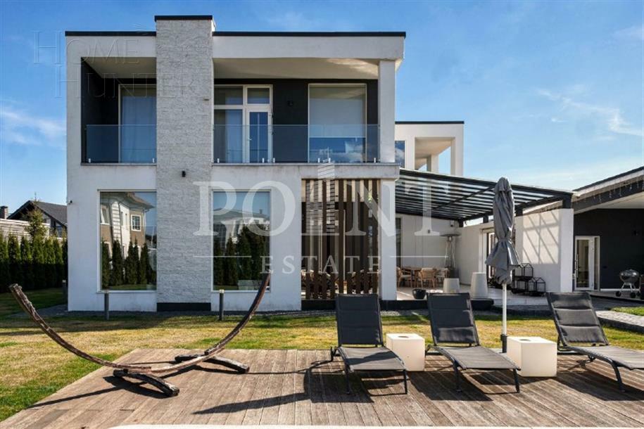 2-этажный коттедж 374 м² с отделкой