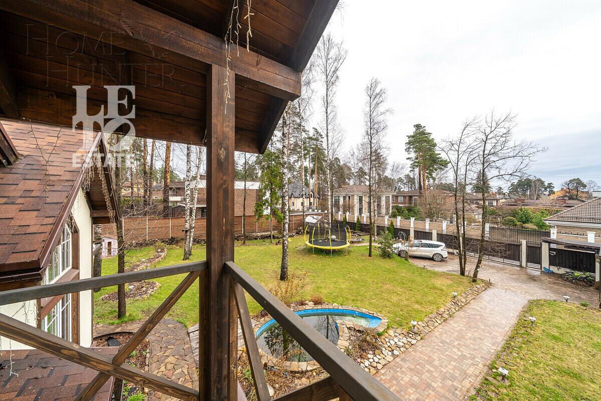 2-этажный коттедж 200 м² с отделкой
