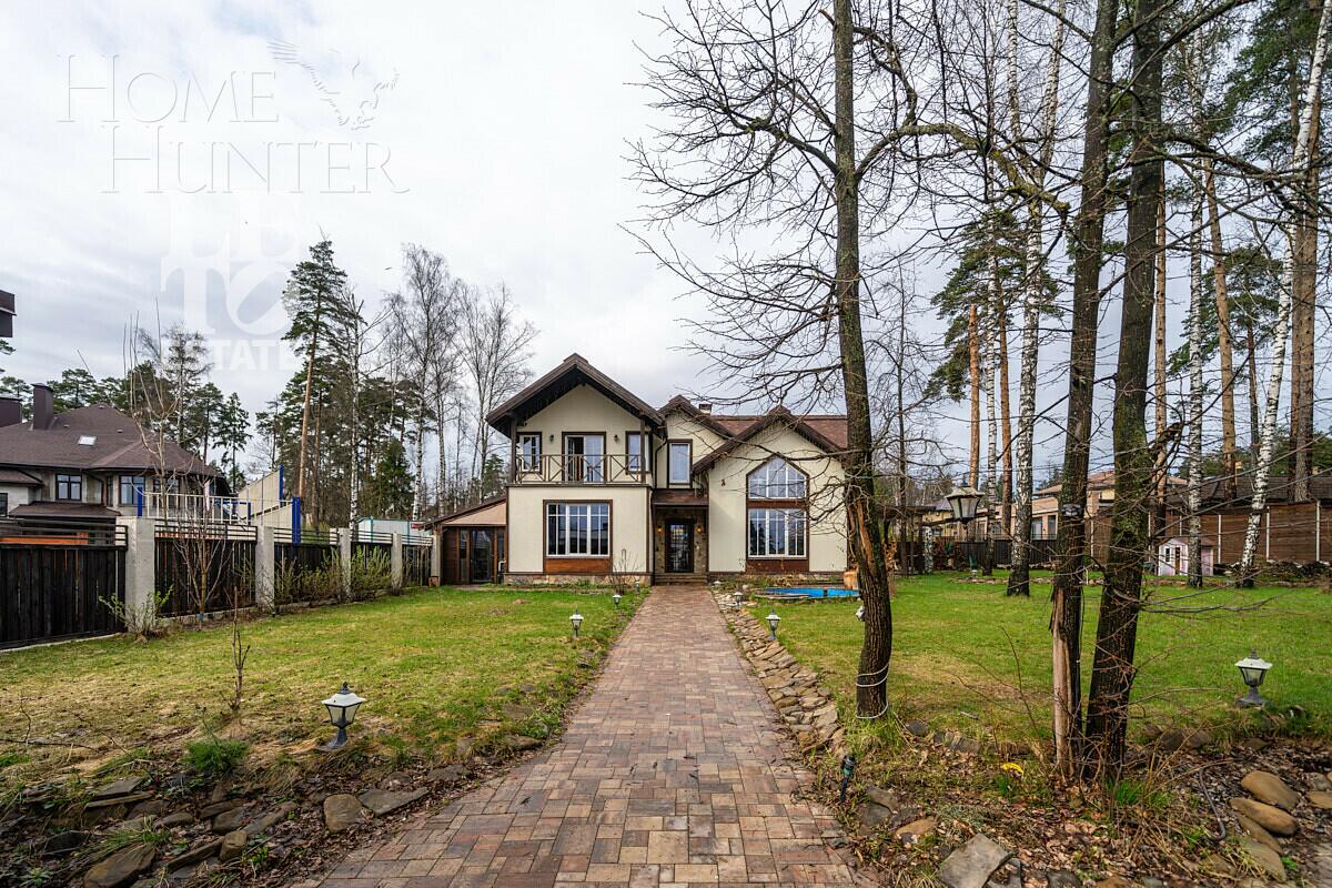 2-этажный коттедж 200 м² с отделкой