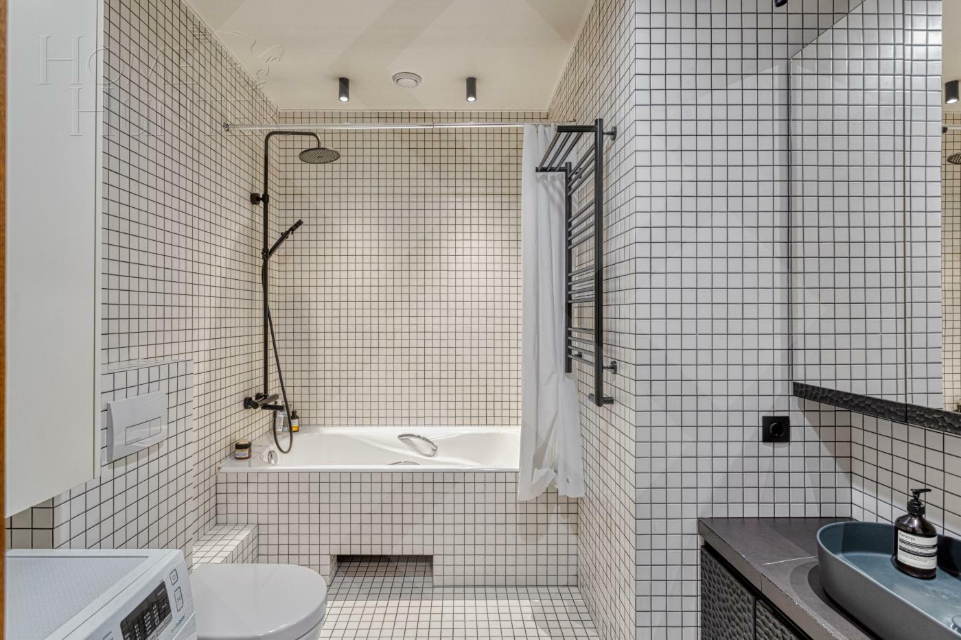 2-КОМН. КВАРТИРА С ОТДЕЛКОЙ 81 М² НА 8 ЭТАЖЕ