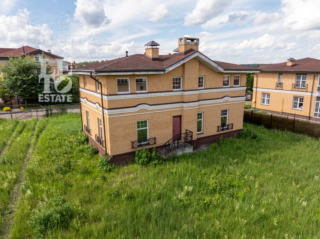 2-этажный коттедж 245.1 м² без отделки