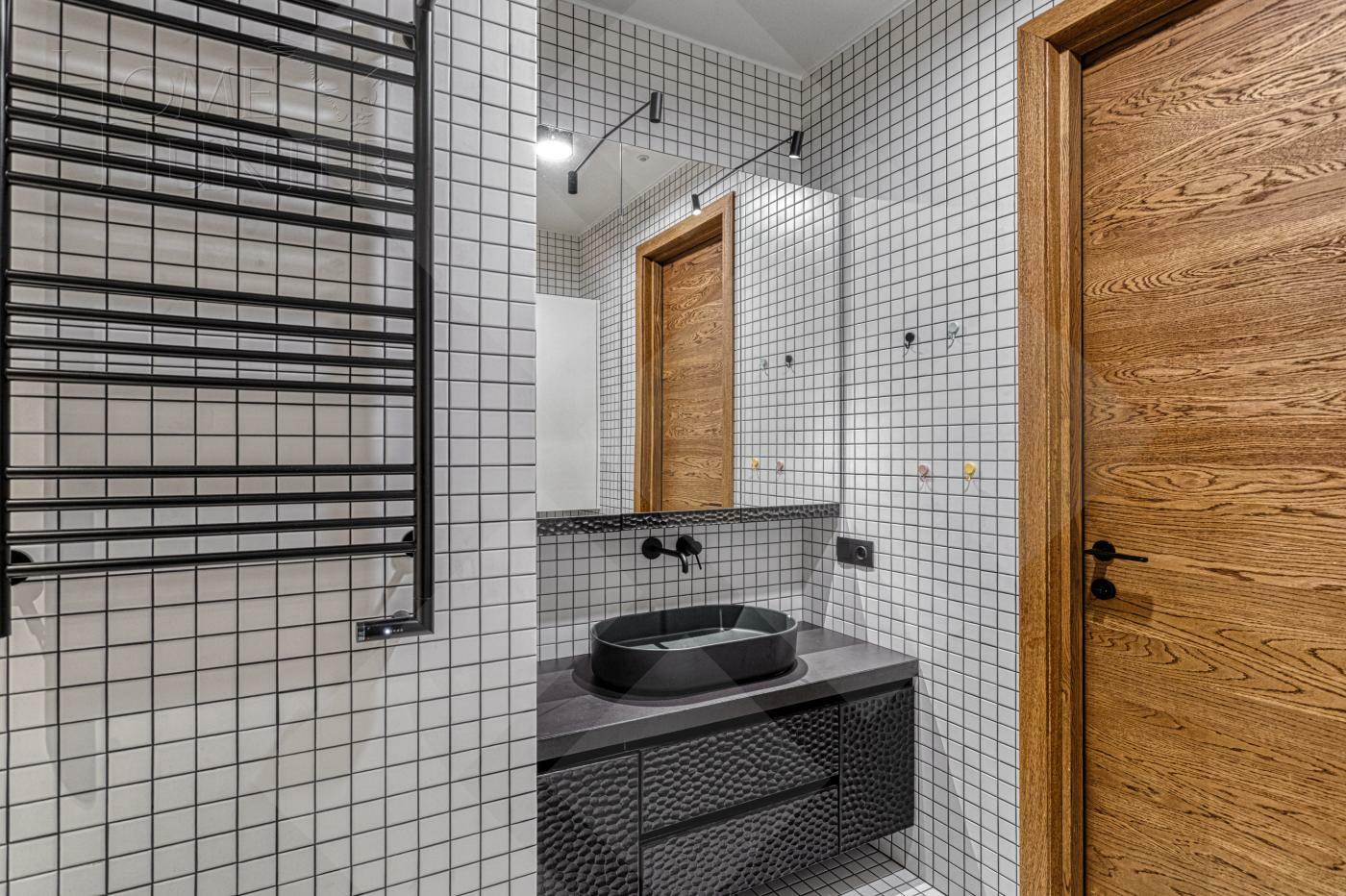 2-КОМН. КВАРТИРА С ОТДЕЛКОЙ 81 М² НА 8 ЭТАЖЕ