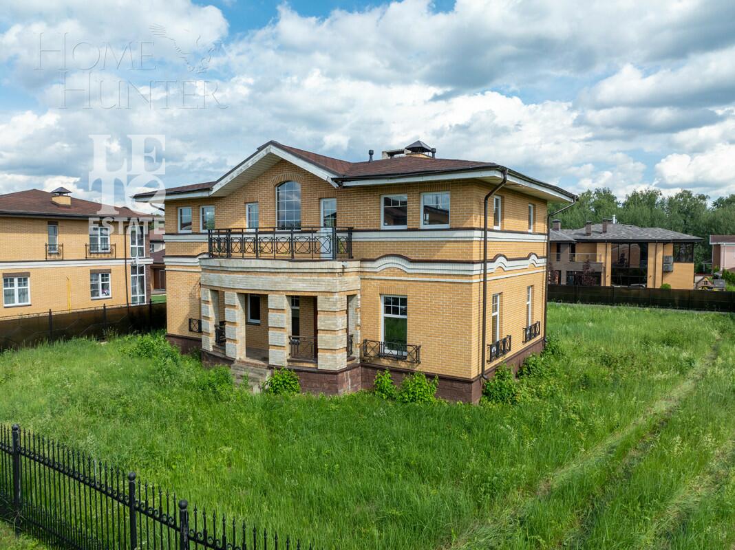 2-этажный коттедж 245.1 м² без отделки