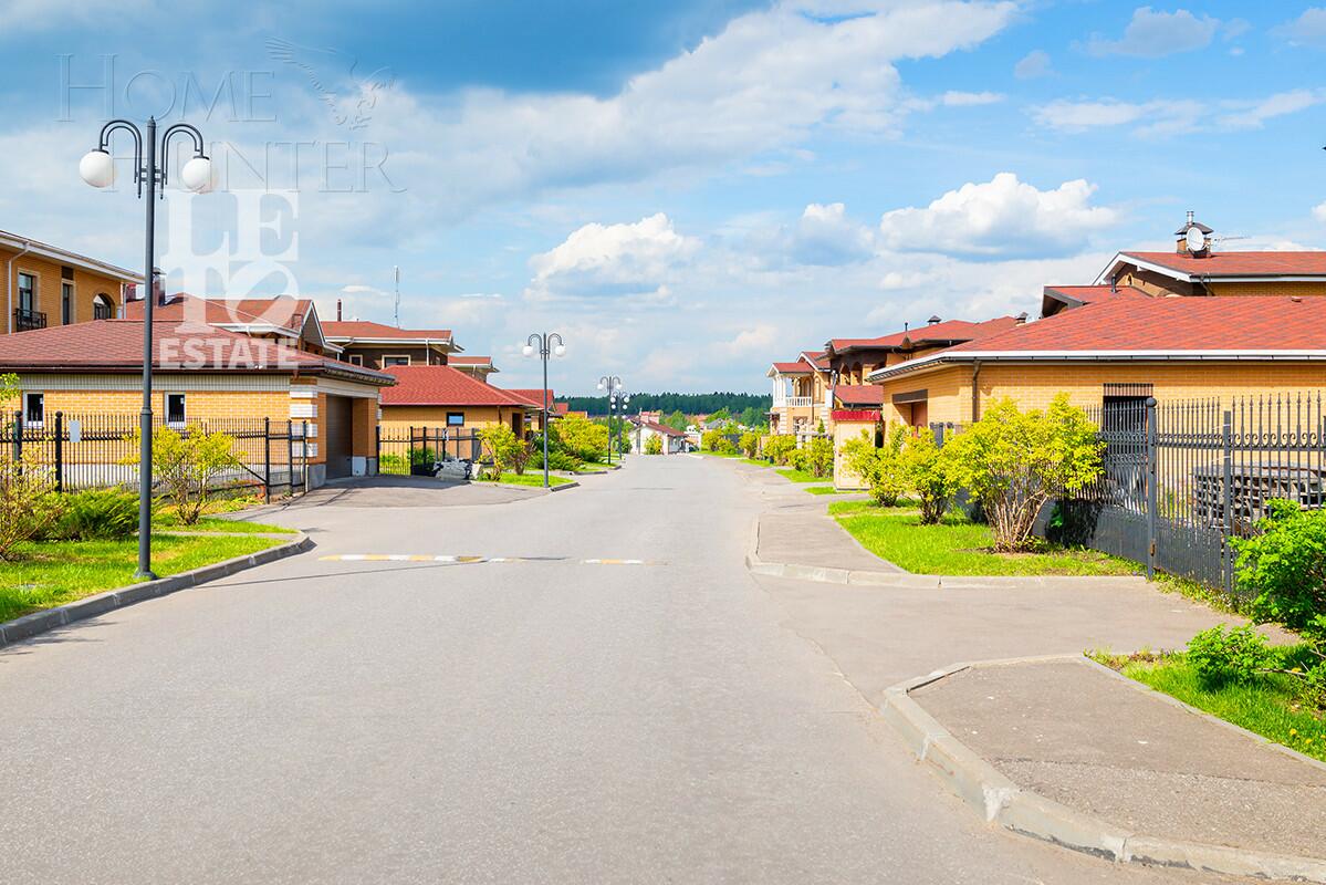 2-этажный коттедж 245.1 м² без отделки