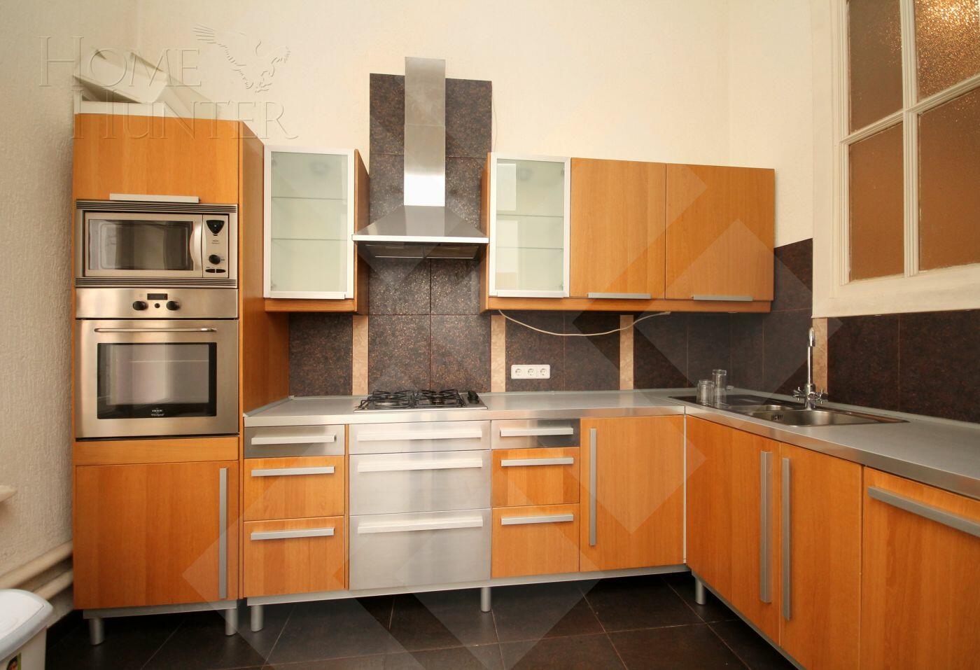 5-КОМН. КВАРТИРА С ОТДЕЛКОЙ 132 М² НА 3 ЭТАЖЕ
