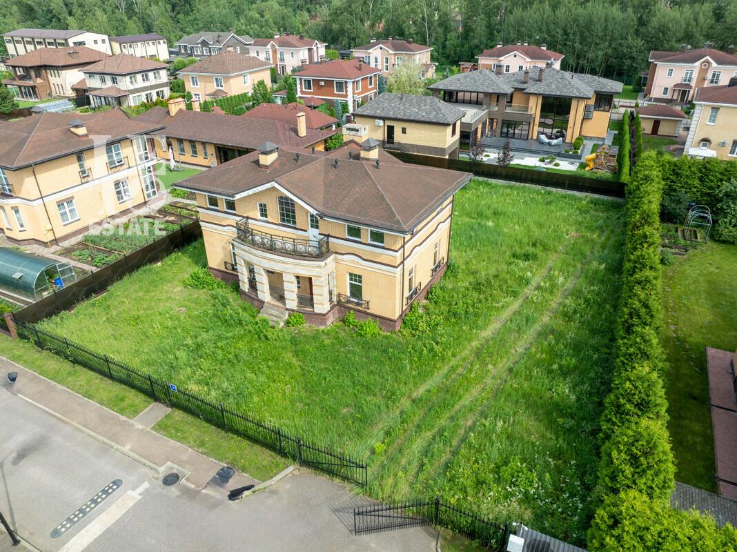 2-этажный коттедж 245.1 м² без отделки