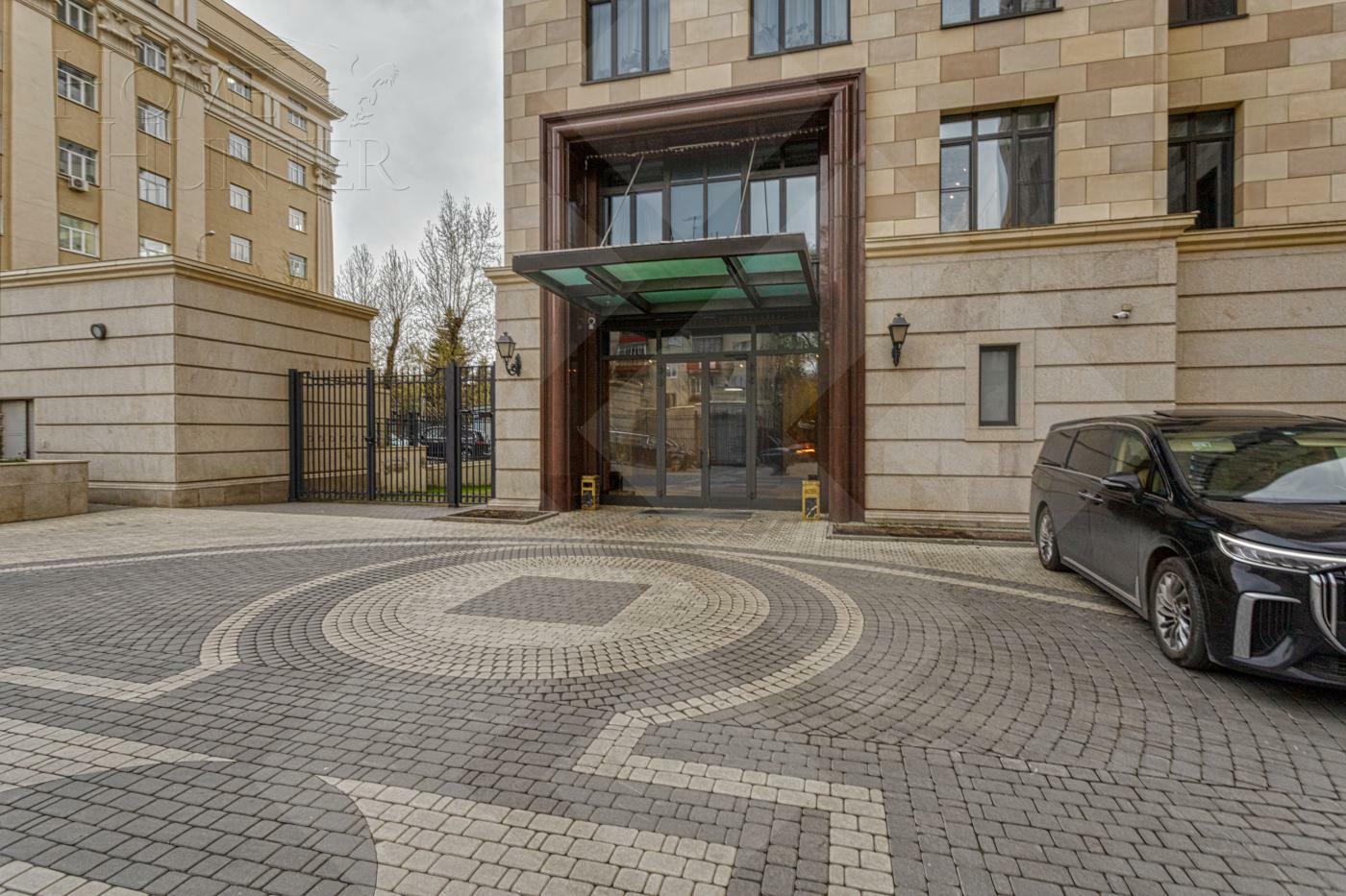 3-КОМН. КВАРТИРА С ОТДЕЛКОЙ 93 М² НА 8 ЭТАЖЕ