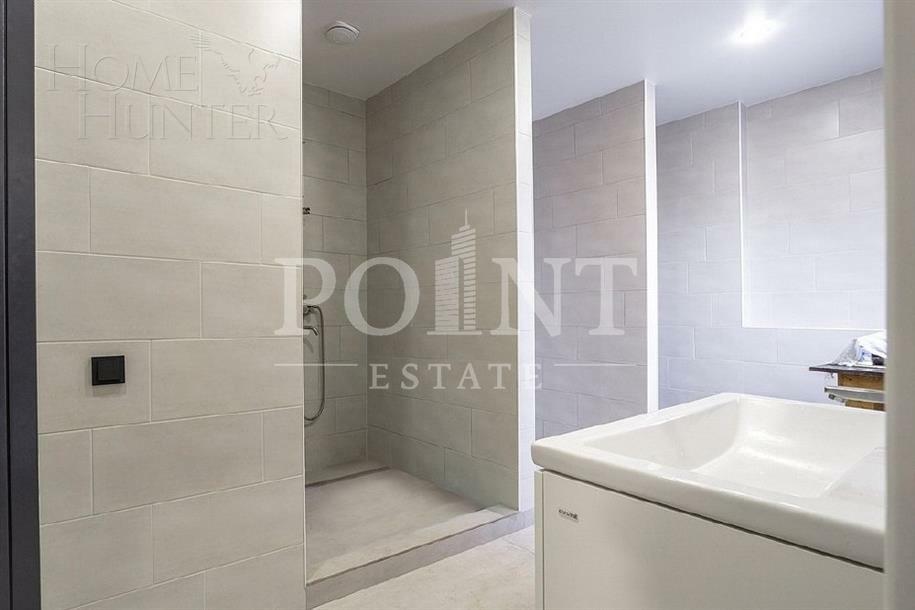 2-этажный коттедж 1 750 м² без отделки