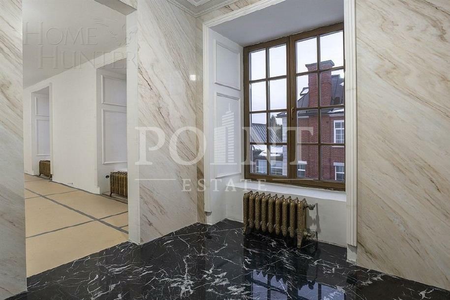 2-этажный коттедж 1 750 м² без отделки