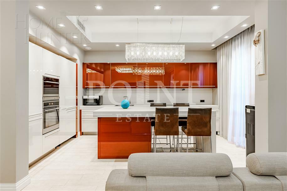 2-УРОВНЕВАЯ КВАРТИРА С ОТДЕЛКОЙ 230 М² НА 15 ЭТАЖЕ