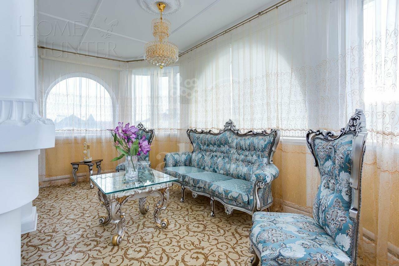 3-этажный коттедж 730 м² с отделкой