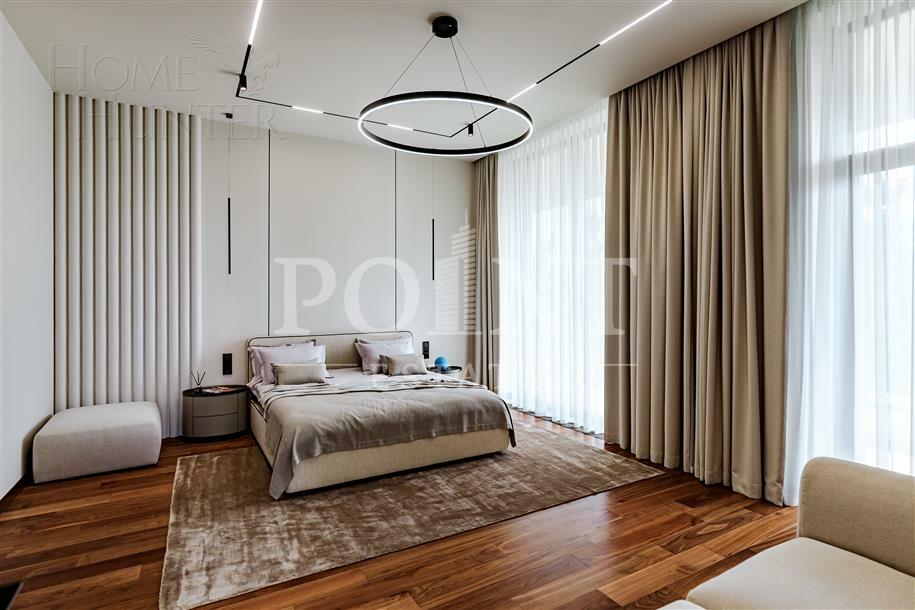 2-этажный коттедж 1 100 м² с отделкой