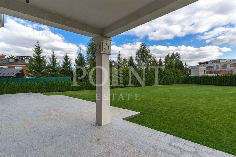 2-этажный коттедж 1 750 м² без отделки