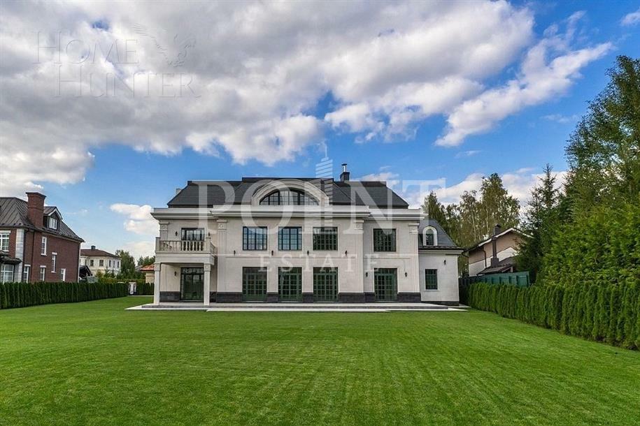2-этажный коттедж 1 750 м² без отделки