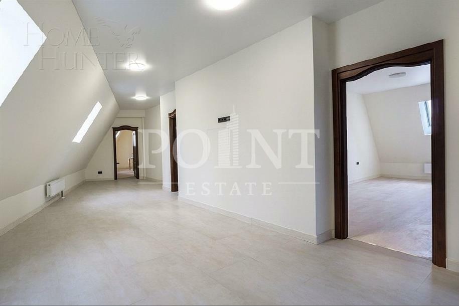 2-этажный коттедж 1 750 м² без отделки