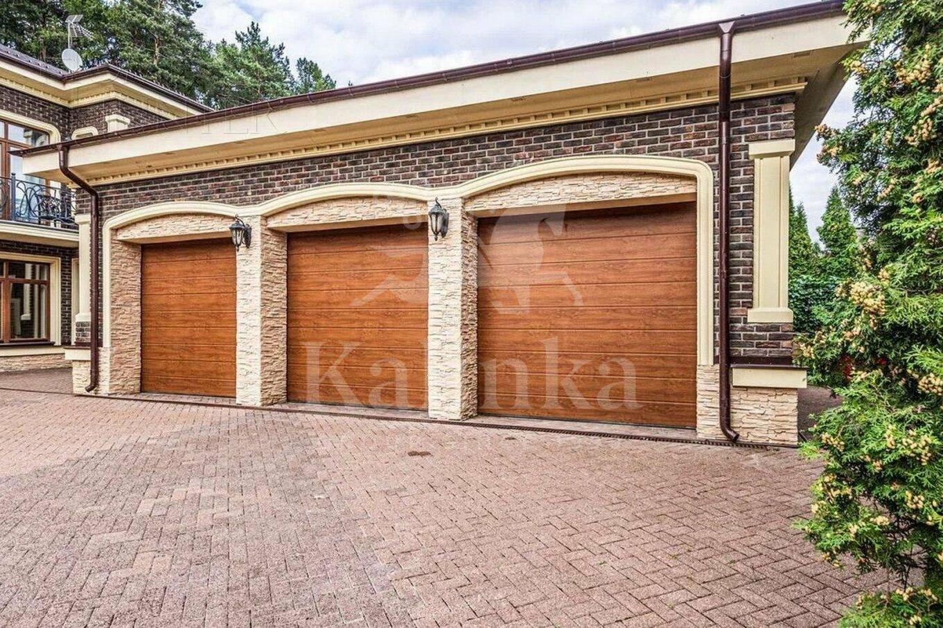 3-этажный коттедж 920 м² с отделкой