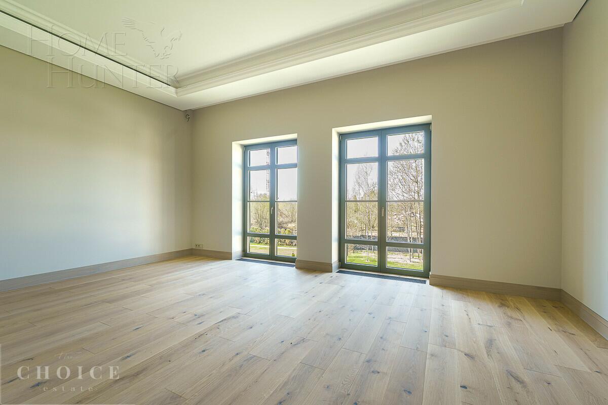 2-этажный коттедж 565 м² без отделки