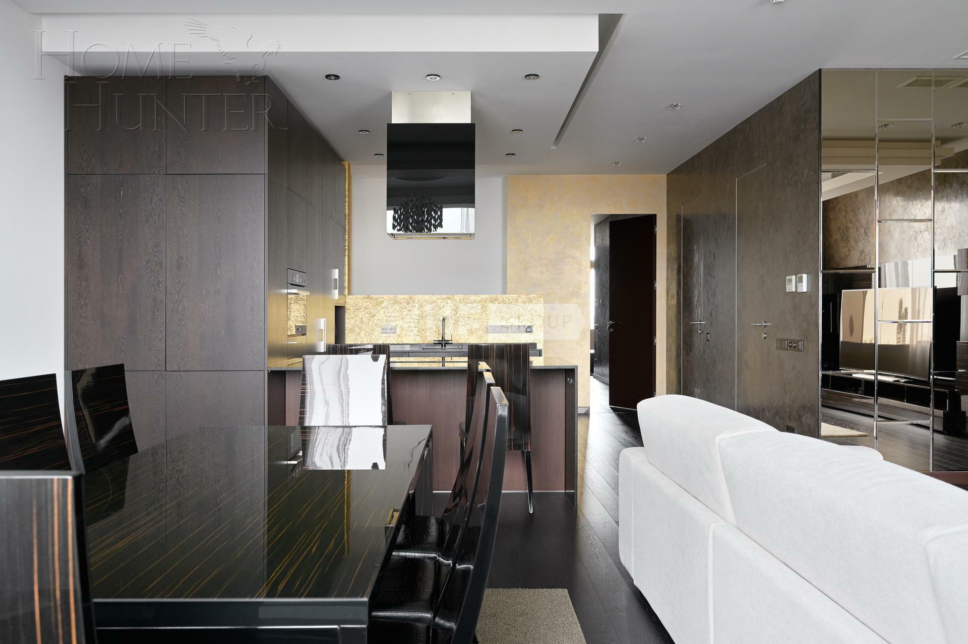4-КОМН. КВАРТИРА С ОТДЕЛКОЙ 180.8 М² НА 19 ЭТАЖЕ