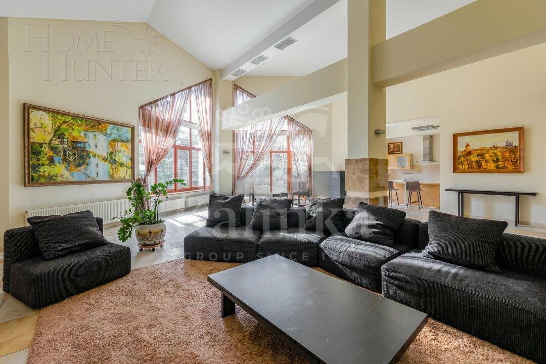 1-этажный коттедж 450 м² с отделкой