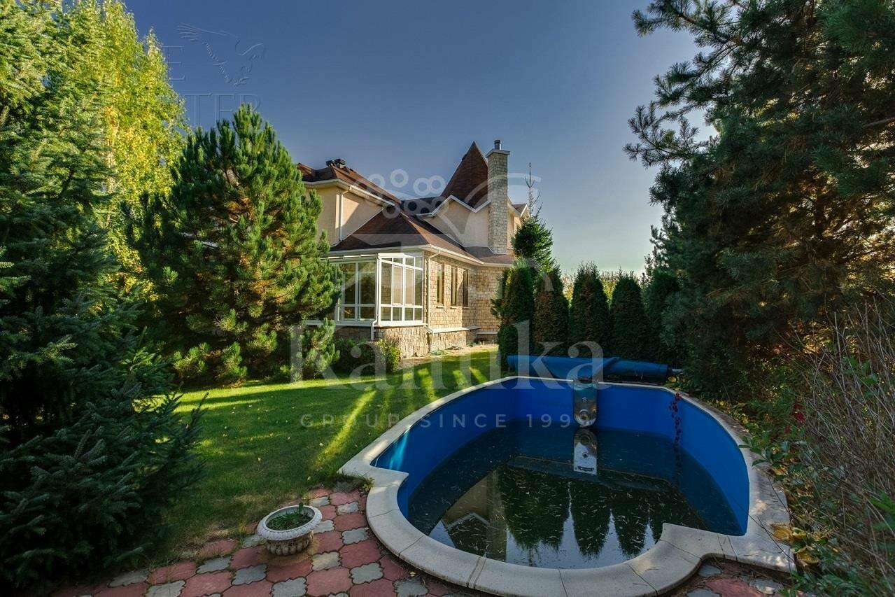 2-этажный коттедж 550 м² с отделкой