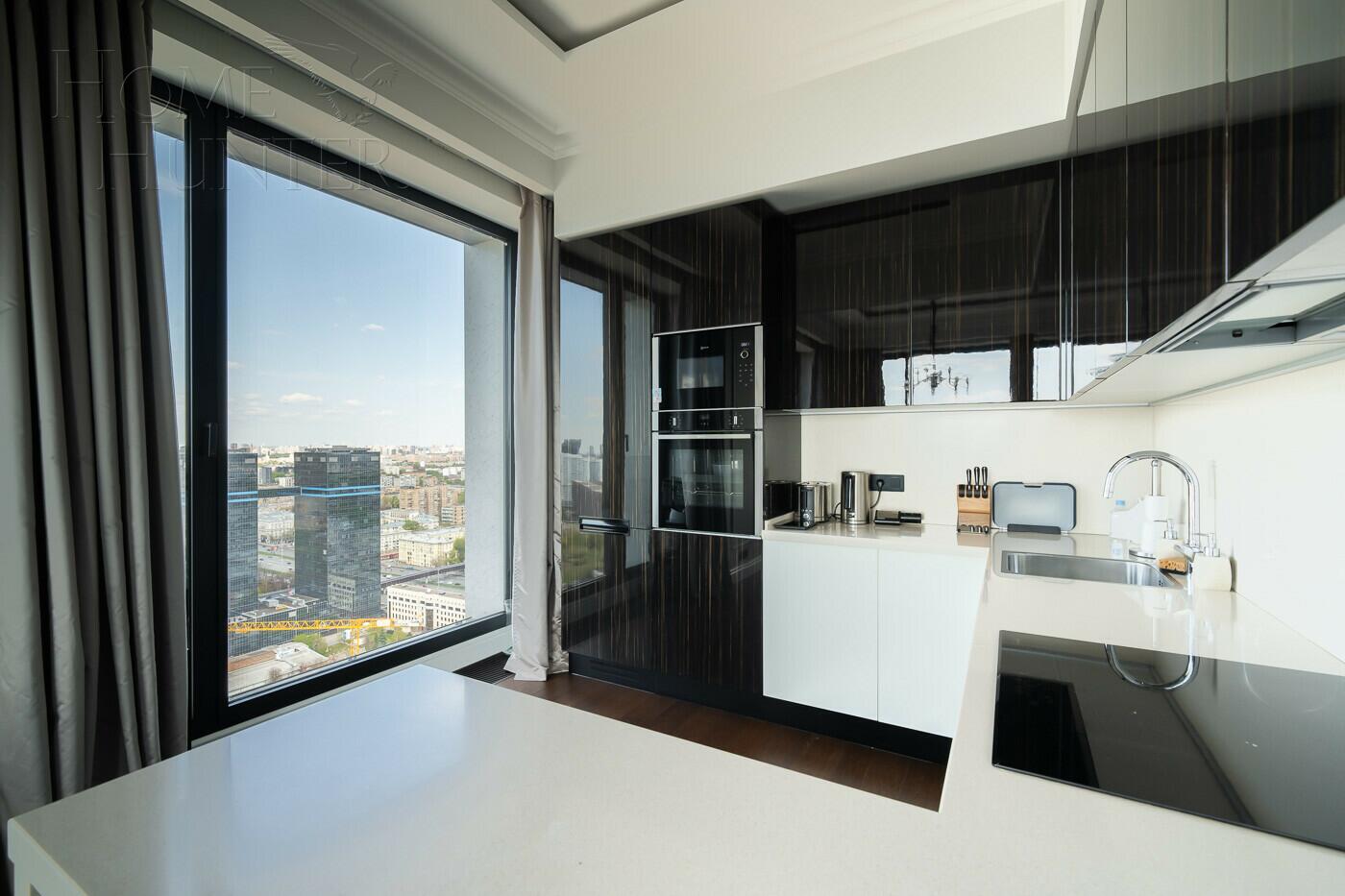3-КОМН. КВАРТИРА С ОТДЕЛКОЙ 112.7 М² НА 32 ЭТАЖЕ